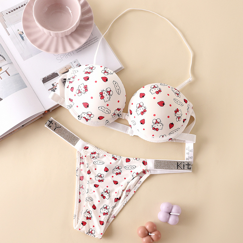 Nuovo Set Reggiseno Senza Spal - Summer Quotes recensione e prezzo