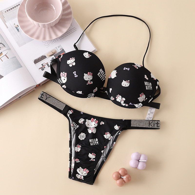 Nuovo Set Reggiseno Senza Spal - Summer Quotes recensione e prezzo