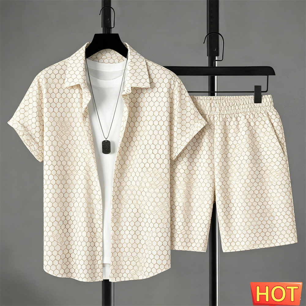 Completo Estivo da Uomo: Set C - Summer Clothing Vacation recensione e prezzo