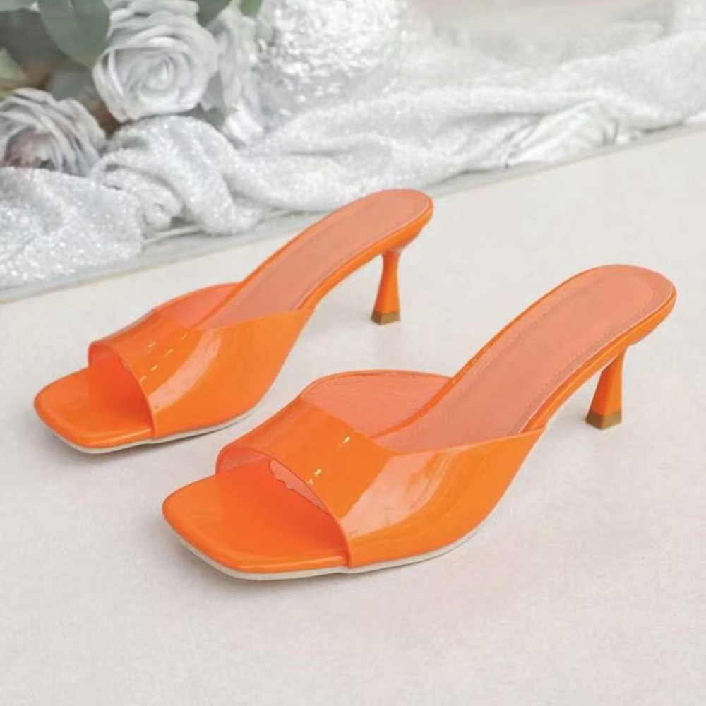 Pantofole alla moda con bocca  - Summer Clothing Modest recensione e prezzo