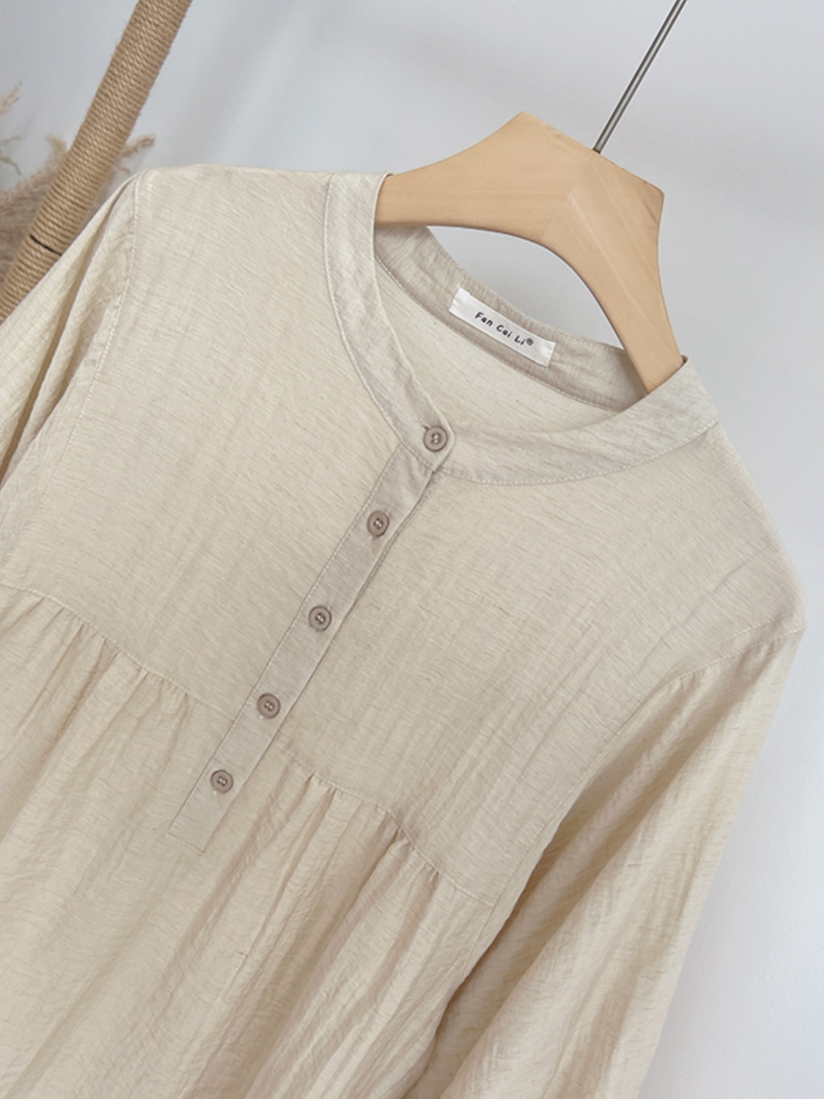 Camicie girocollo sottili alle - Summer Clothing In Japan recensione e prezzo