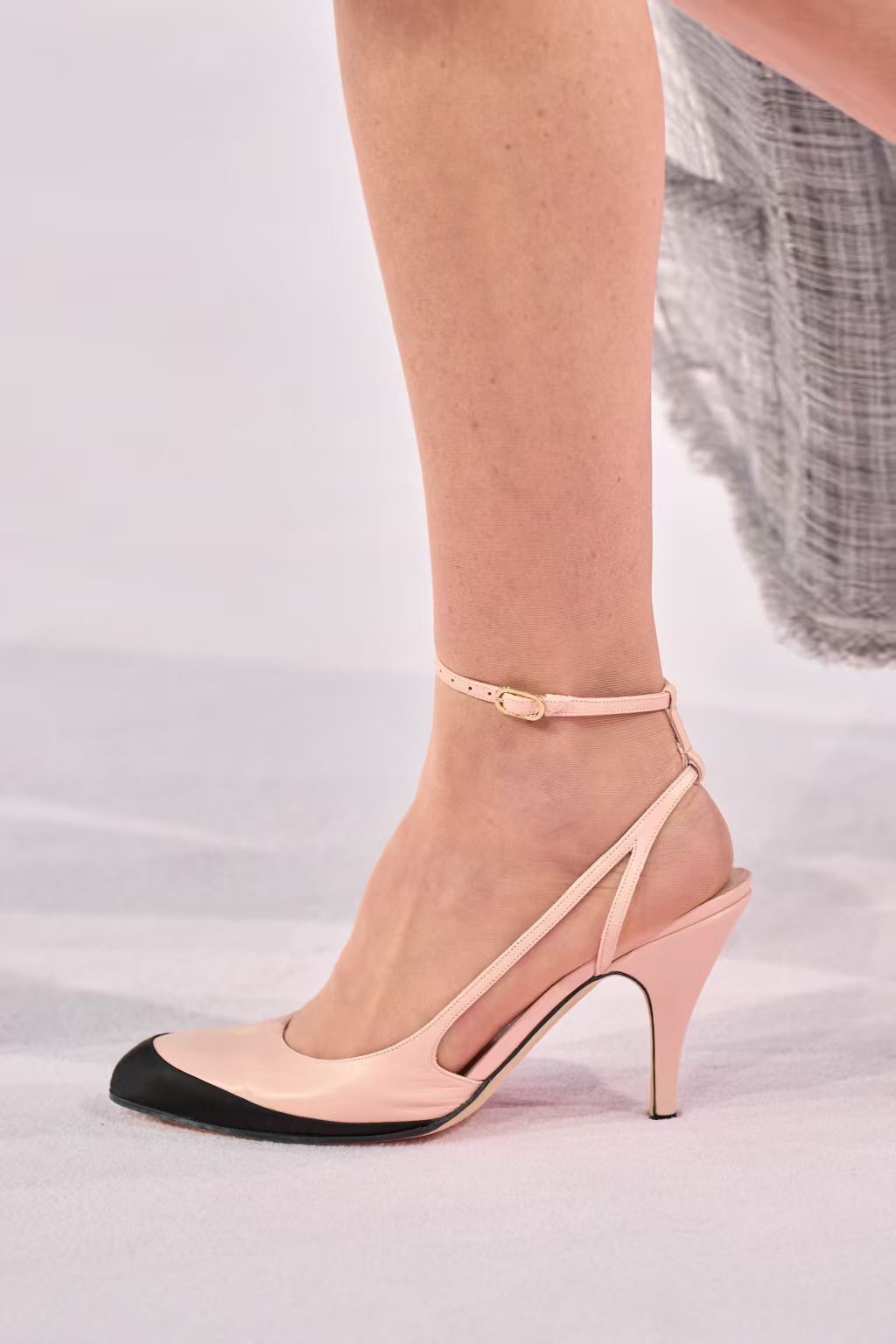 Nuovi Sandali Donna Primavera/ - Summer Clothing Colors recensione e prezzo